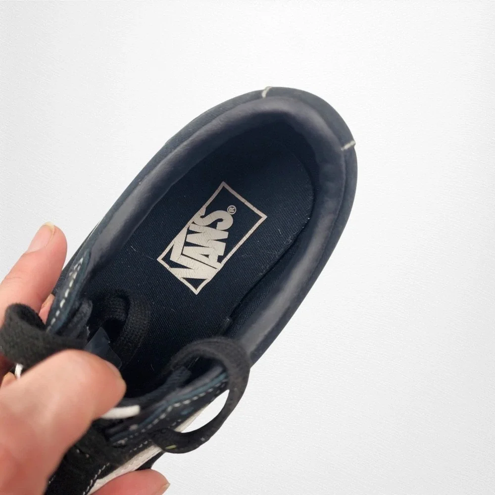 Vans Ward Low Top Sneakers Black White Suede Canvas Skate Shoes Womens 7